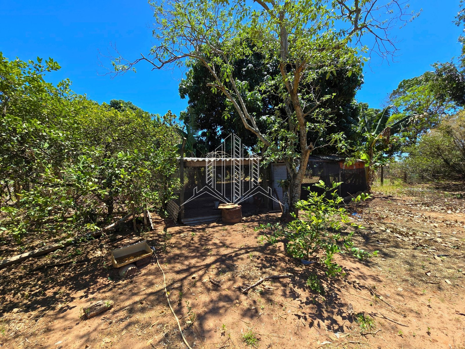 Foto 11 de Chácara à Venda – Estância Três Lagos – Marília/SP