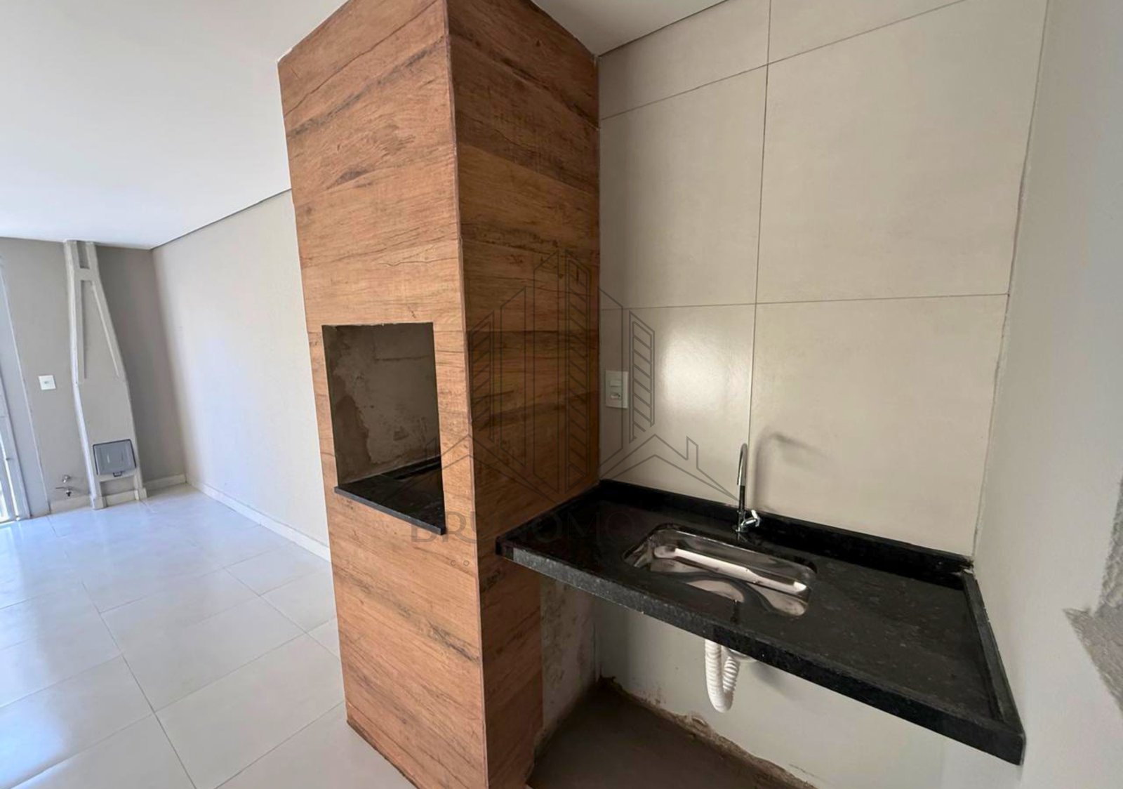 Foto 3 de CASA À VENDA COM 2 DORMITÓRIOS NO BAIRRO PALMITAL – MARÍLIA/SP